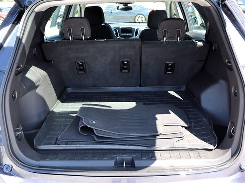 Used 2019 Chevrolet Equinox LS w/ LPO, Floor Liner Package AWD/4WD image 35