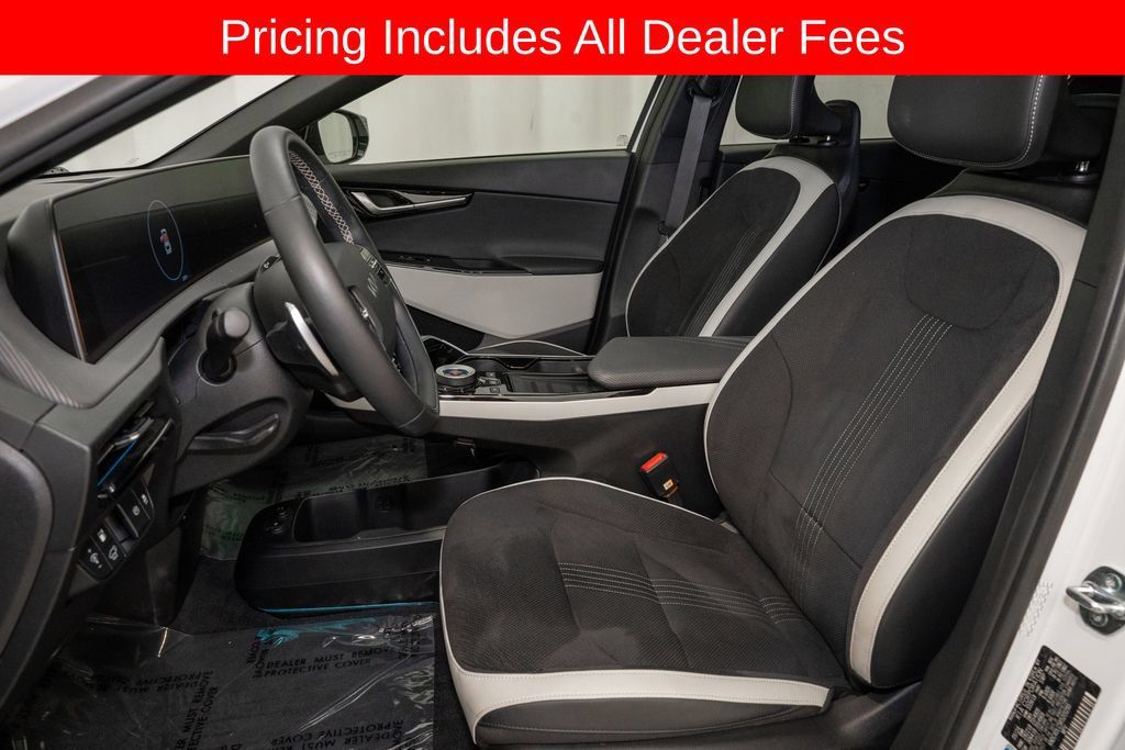 Used 2024 Kia EV6 GT-Line AWD/4WD image 13
