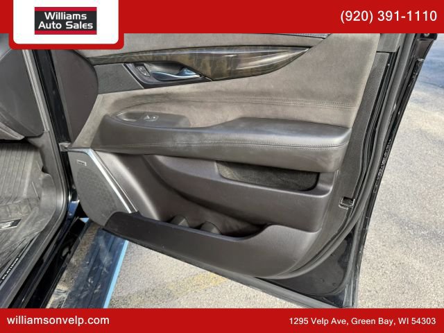 Used 2020 Cadillac Escalade ESV Platinum AWD/4WD image 18