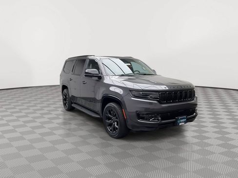 Used 2024 Jeep Wagoneer Series II AWD/4WD image 35