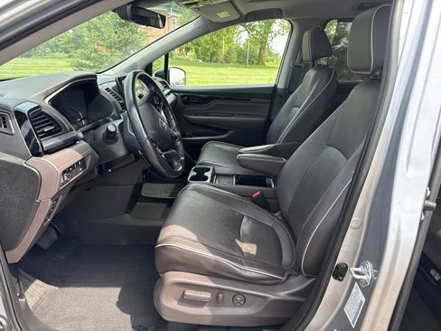 Used 2022 Honda Odyssey Elite image 18