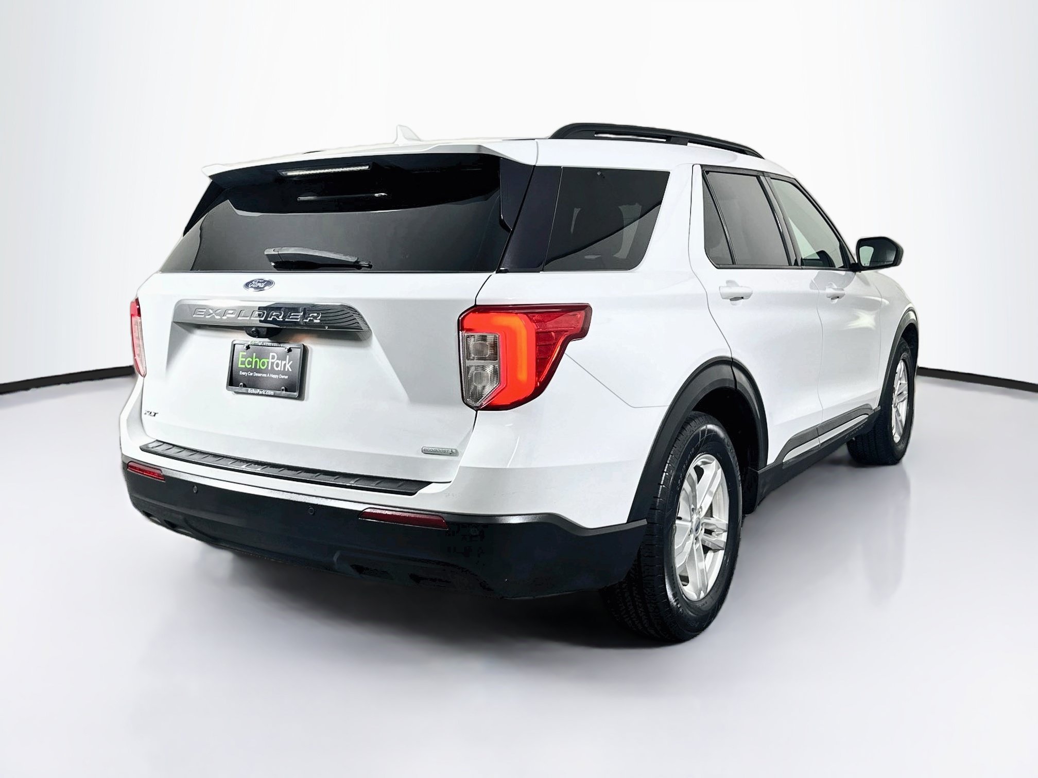 Used 2020 Ford Explorer XLT RWD image 9