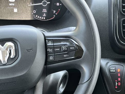 Used 2026 RAM ProMaster 2500 w/ Convenience Group FWD image 21