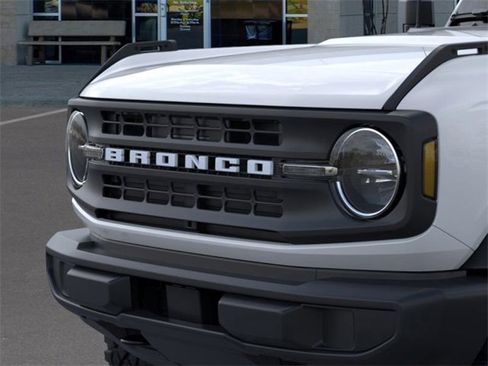 New 2025 Ford Bronco 2-Door w/ Sasquatch Package image 19