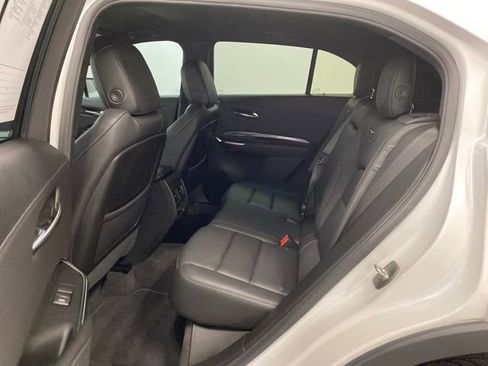 Used 2022 Cadillac XT4 Luxury w/ Cold Weather Package AWD/4WD image 19