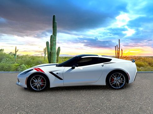 Used 2015 Chevrolet Corvette Stingray Coupe w/ 2LT Preferred Equipment Group RWD image 3