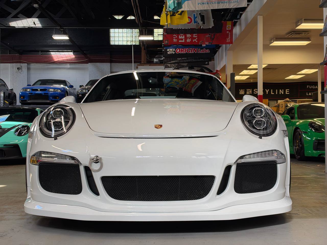 Used 2016 Porsche 911 GT3 RS RWD image 2