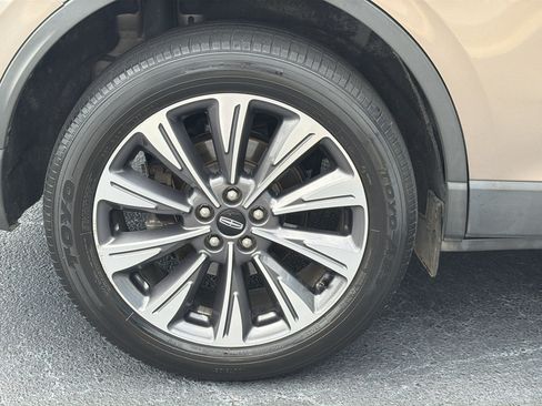 Used 2020 Lincoln Corsair Reserve w/ Equipment Group 201A AWD/4WD image 35