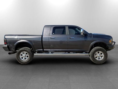 Used 2016 RAM 2500 Laramie image 5