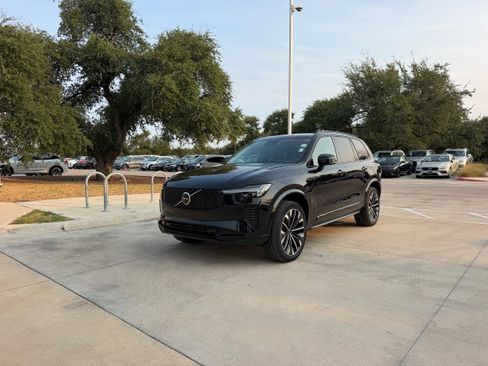 Certified 2026 Volvo XC90 B6 Ultra AWD/4WD image 2