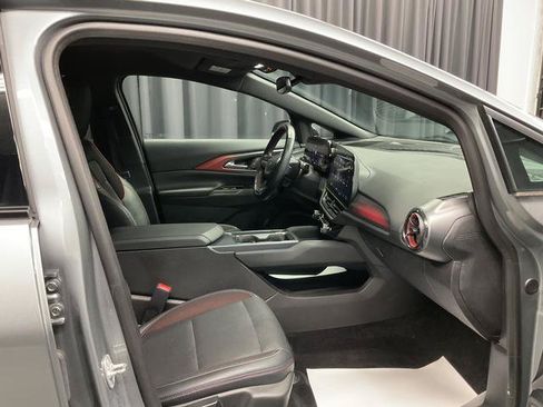 Used 2024 Chevrolet Equinox EV RS AWD/4WD image 11