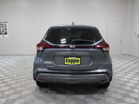Used 2023 Nissan Kicks S FWD image 10