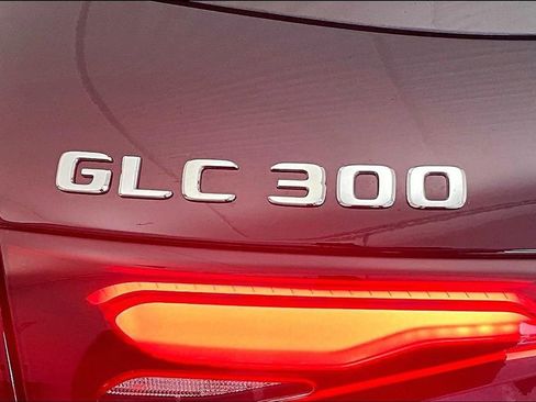 Used 2024 Mercedes-Benz GLC 300 GLC 300 image 41