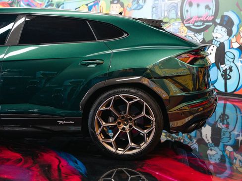 Used 2024 Lamborghini Urus Performante image 11
