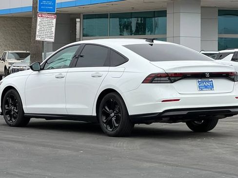 Used 2025 Honda Accord SE image 6