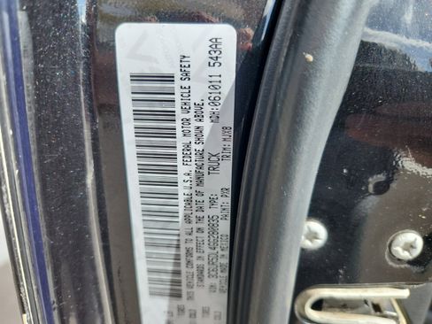 Used 2016 RAM 2500 Big Horn w/ Black Appearance Group image 25