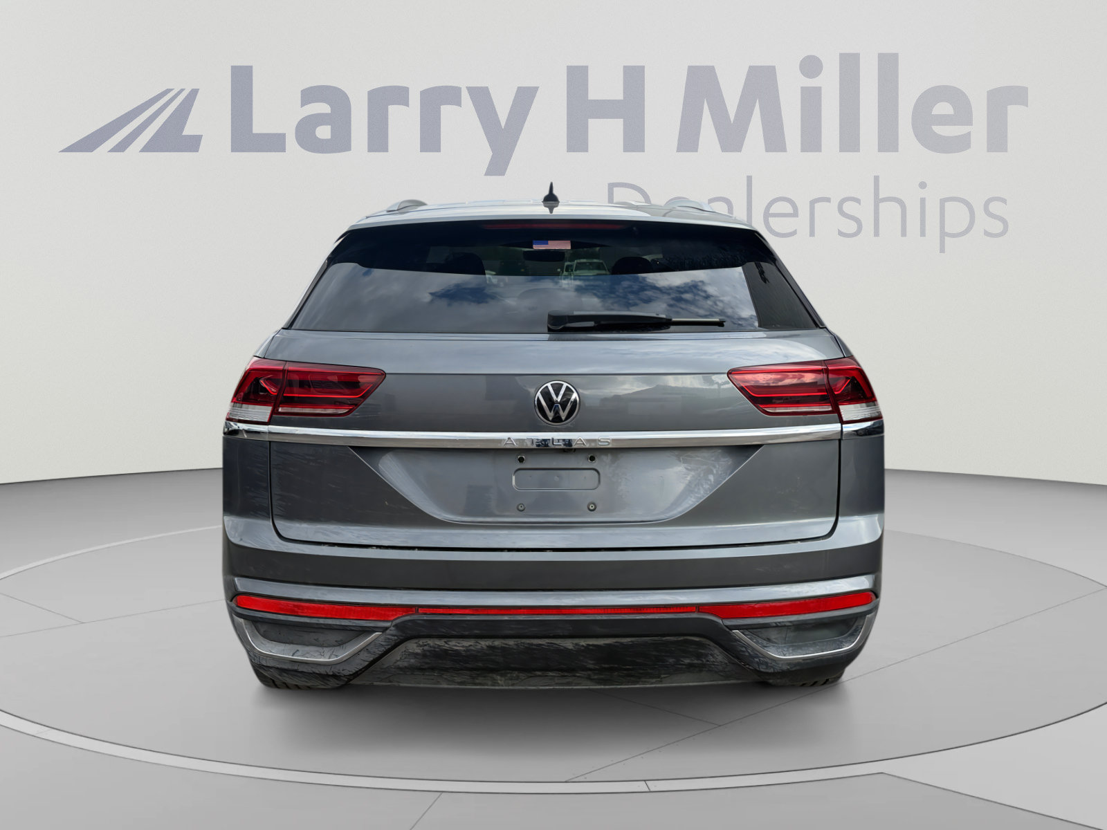 Used 2021 Volkswagen Atlas Cross Sport S FWD image 4