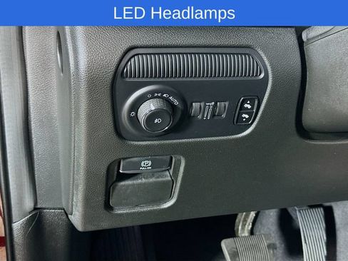 Used 2024 Jeep Wagoneer L Series II w/ Flexible Seating Group AWD/4WD image 26