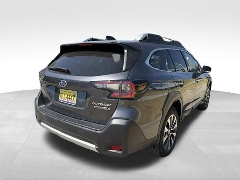 Used 2025 Subaru Outback Touring XT AWD/4WD image 3