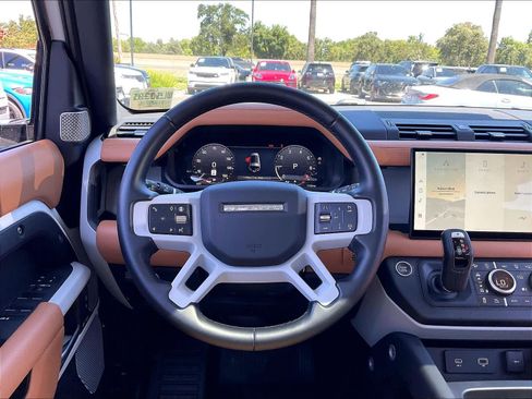 Used 2024 Land Rover Defender 130 S AWD/4WD image 8