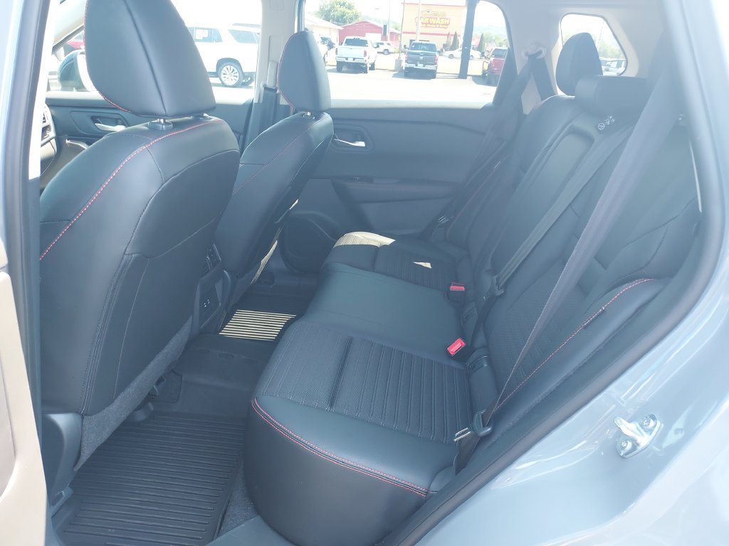 Used 2025 Nissan Rogue SV w/ Rock Creek Premium Package AWD/4WD image 14