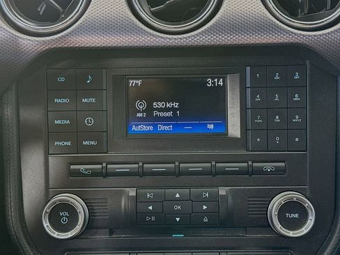 Used 2017 Ford Mustang GT RWD image 17