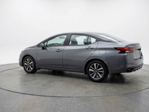 Used 2025 Nissan Versa SV image 6