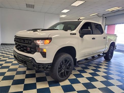 New 2026 Chevrolet Silverado 1500 Custom Trail Boss w/ Turbomax Blackout Package image 3