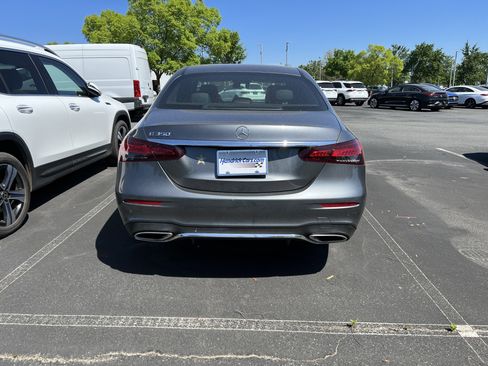 Used 2022 Mercedes-Benz E 350 Sedan image 11