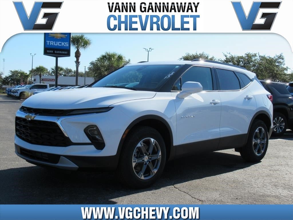 New 2026 Chevrolet Blazer LT w/ Convenience Package FWD image 1
