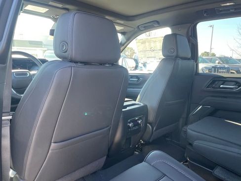 New 2026 GMC Yukon XL Denali w/ Sun & Power Step Package AWD/4WD image 23