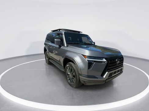 Certified 2024 Lexus GX 550 w/ Accessory Package (31) AWD/4WD image 2