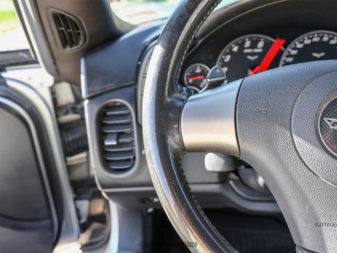 Used 2010 Chevrolet Corvette Coupe w/ 1LT image 32