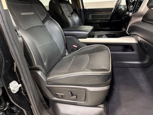 Used 2020 RAM 3500 Laramie image 58