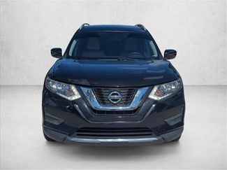 Used 2017 Nissan Rogue SV FWD video 2