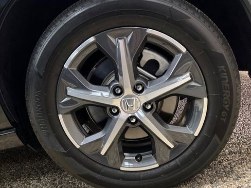 Used 2024 Honda HR-V EX-L image 32