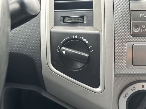Used 2011 Toyota Tacoma 4x4 Double Cab w/ TRD Sport Pkg w/JBL Audio image 21