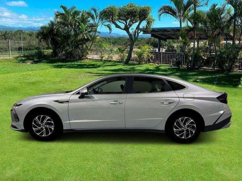 New 2026 Hyundai Sonata Blue FWD image 3