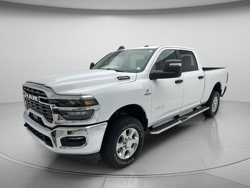 Used 2025 RAM 2500 Big Horn AWD/4WD image 9