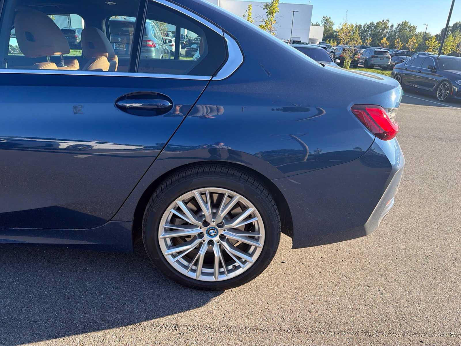 Used 2024 BMW 330e xDrive w/ Premium Package AWD/4WD image 3