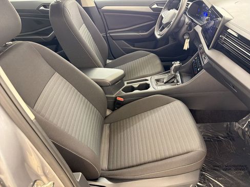 Used 2025 Volkswagen Jetta S FWD image 27