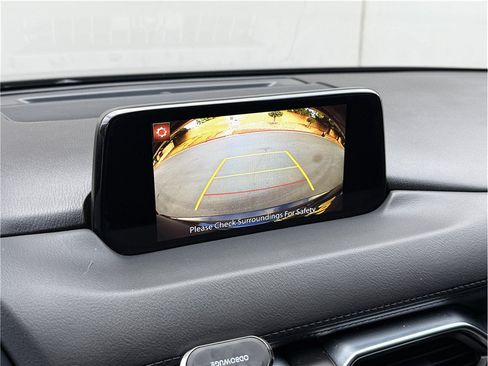 Used 2017 MAZDA CX-5 Touring AWD/4WD image 18