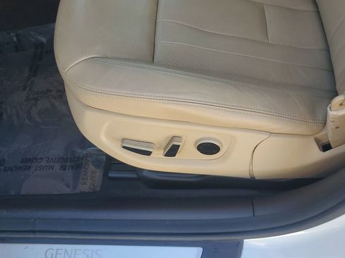 Used 2020 Genesis G80 3.8 image 24