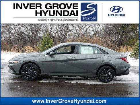 New 2026 Hyundai Elantra SEL Sport image 1