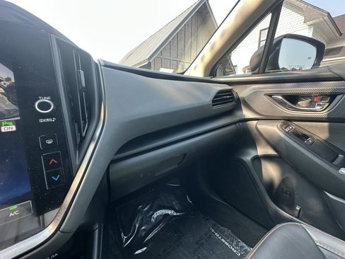 Used 2025 Subaru Crosstrek 2.5i Limited w/ Popular Package #3A AWD/4WD image 18