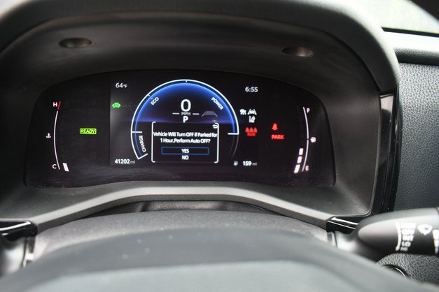 Used 2025 Toyota Camry LE AWD/4WD image 31