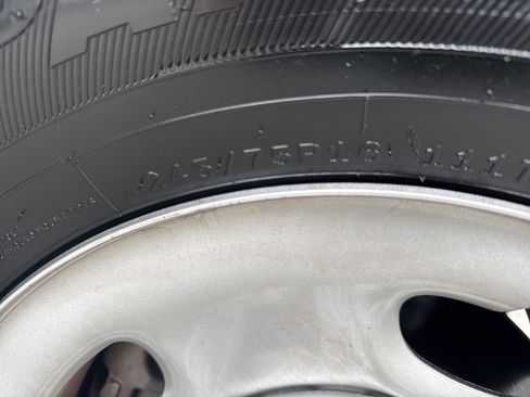 Used 2024 Chevrolet Express 2500 w/ Driver Convenience Package image 24