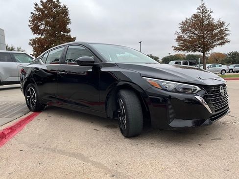 Used 2025 Nissan Sentra SV image 5