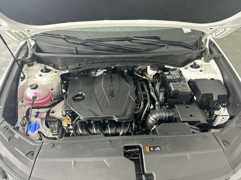 Used 2025 Hyundai Tucson SEL AWD/4WD image 34