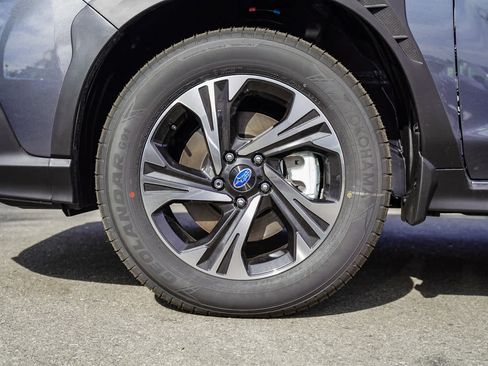 New 2025 Subaru Crosstrek 2.5i Premium image 9